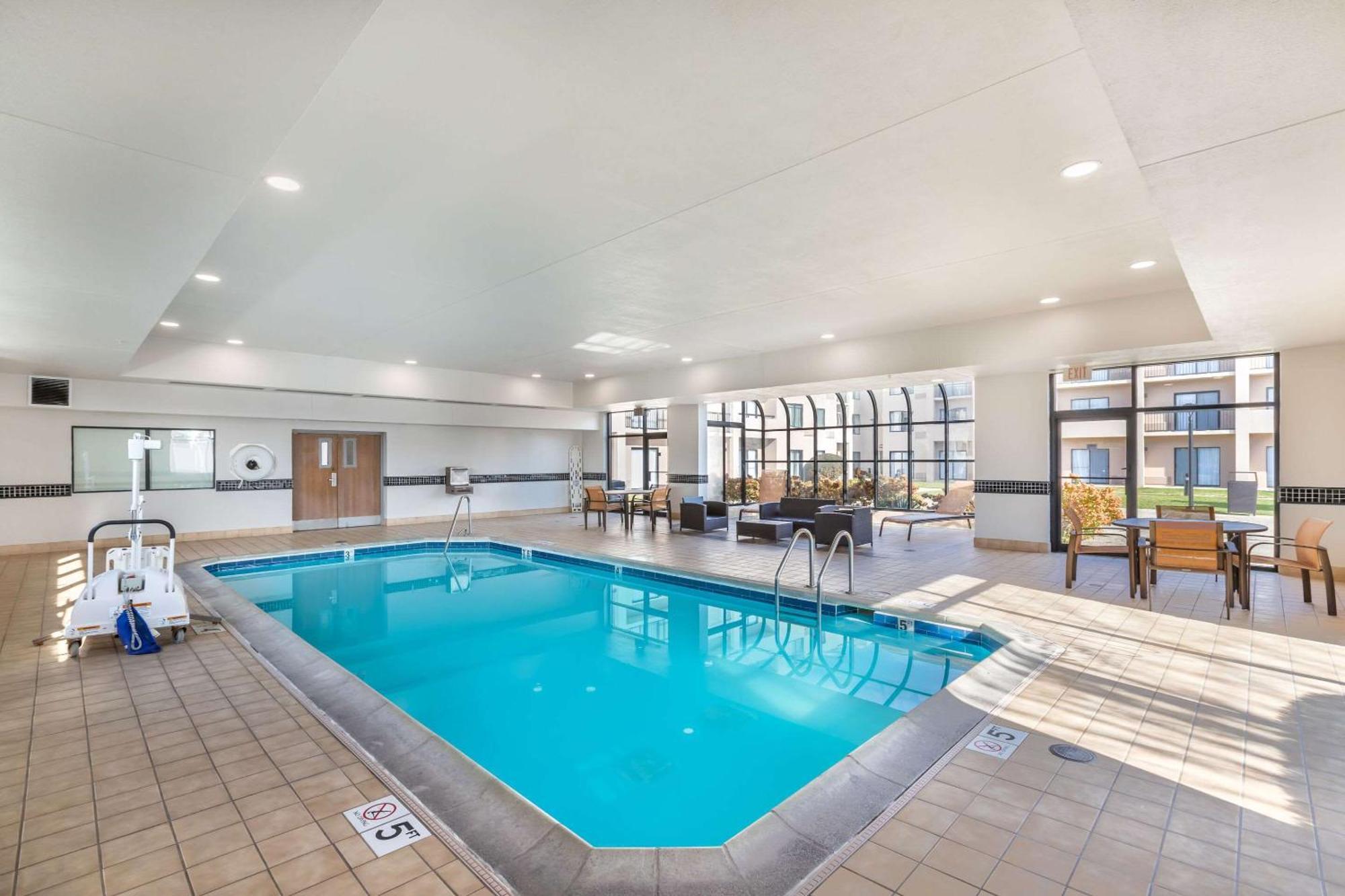 Comfort Inn & Suites Arlington Heights - Buffalo Grove Eksteriør billede