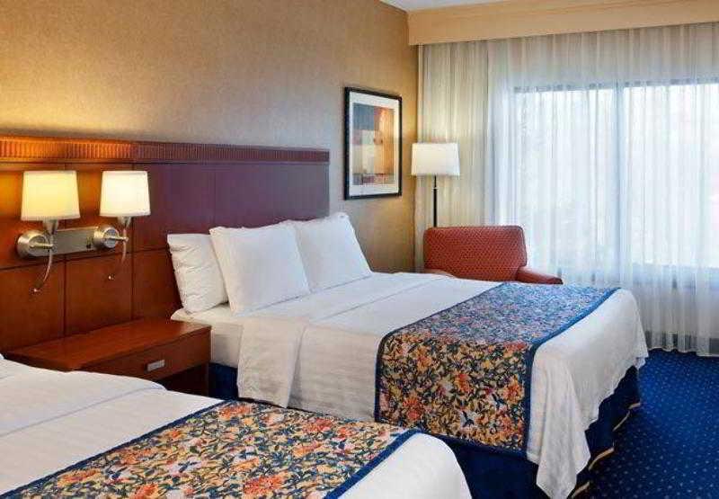 Comfort Inn & Suites Arlington Heights - Buffalo Grove Værelse billede